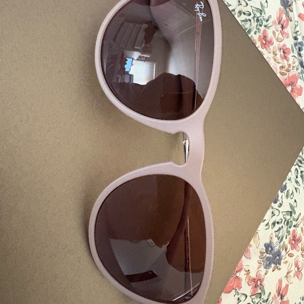 Ray-Ban Women's Brown Sunglasses - Picture 4 of 6